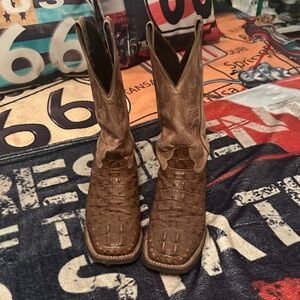 Men's Brown Crocodile-Texture Western Cowboy Boots